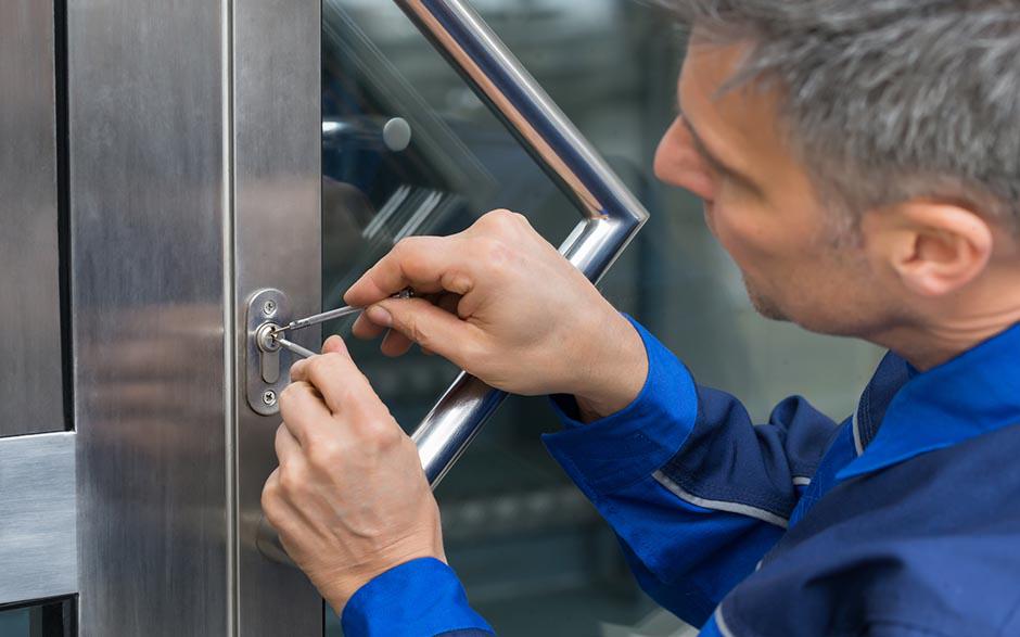serrurier prix changement serrure Paris 11